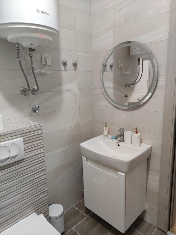 Bellacasa Airportstudio Apartment *